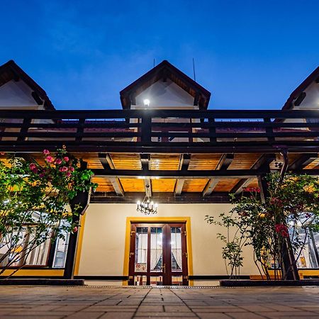 Q Chalet Săcele Exterior foto